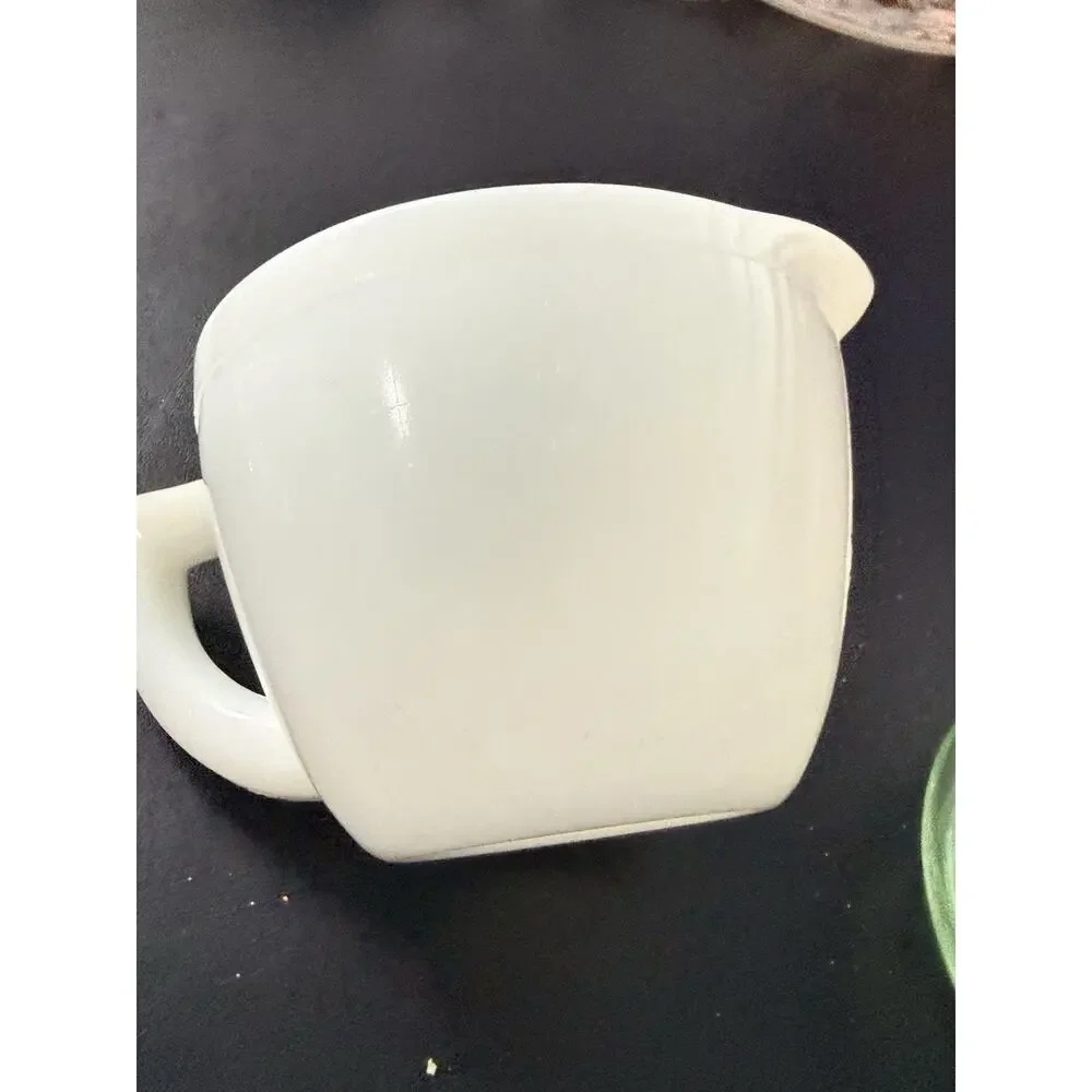 Mckee vintage milk